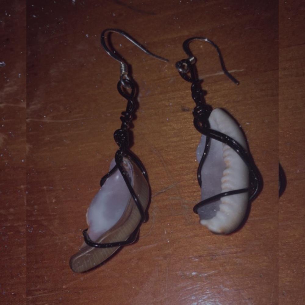 Sea shell earings